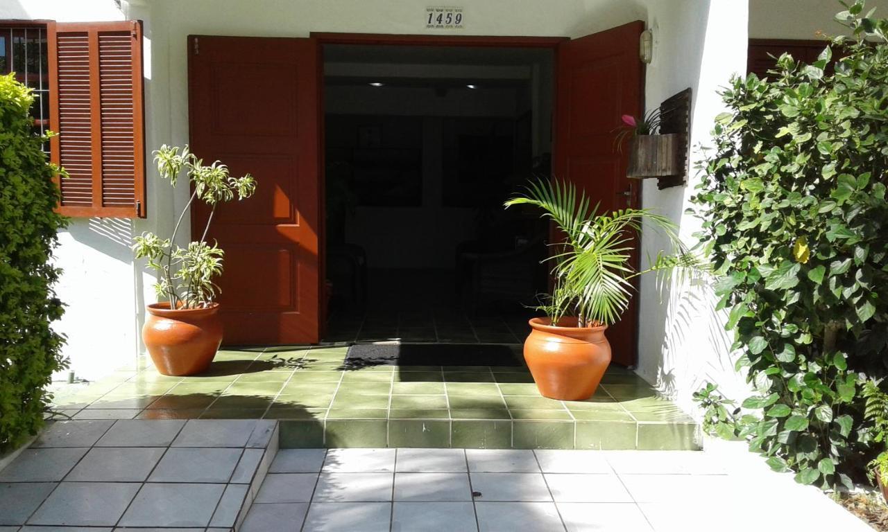 Residencial Hostal Blanco Florianópolis Esterno foto